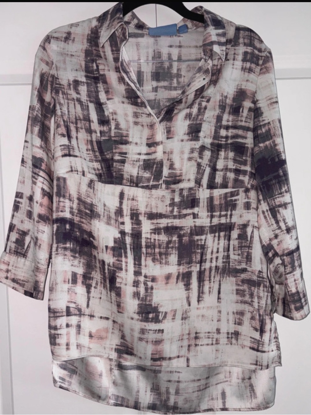 Simply Vera- Vera Wang Blouse Size S - Cream Purple Dusty Rose